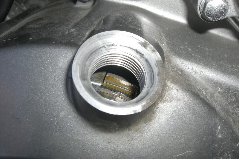 vstrom oil filler hole